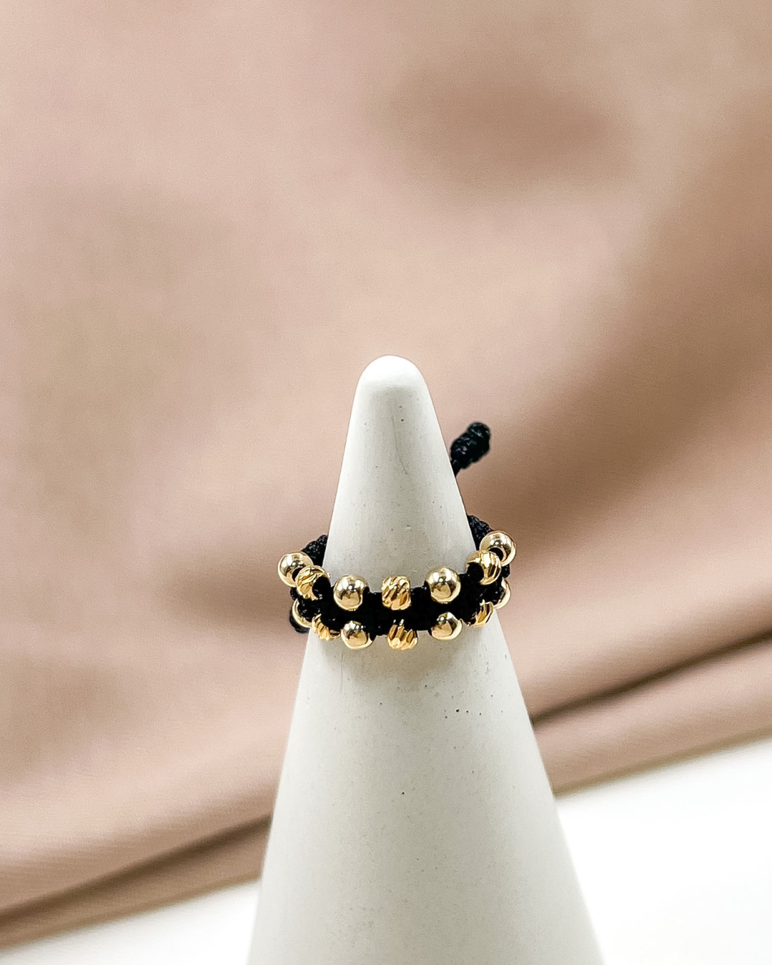 Anillo Tejido Macramé con Balines - AN9