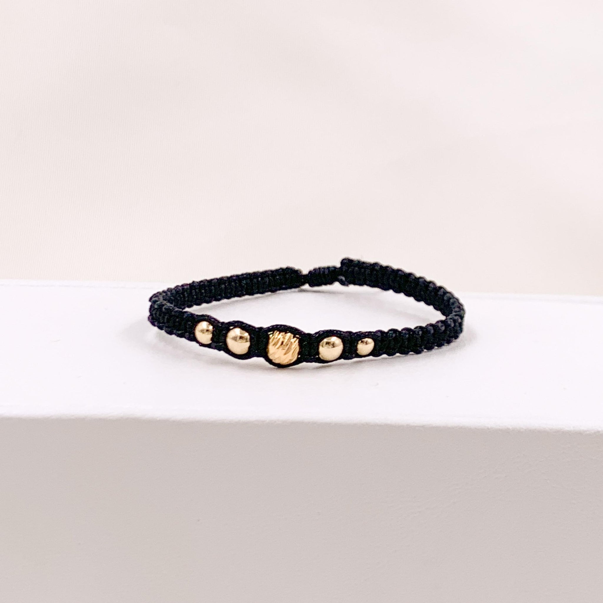 Pulsera Tejida en Macramé – PUL17