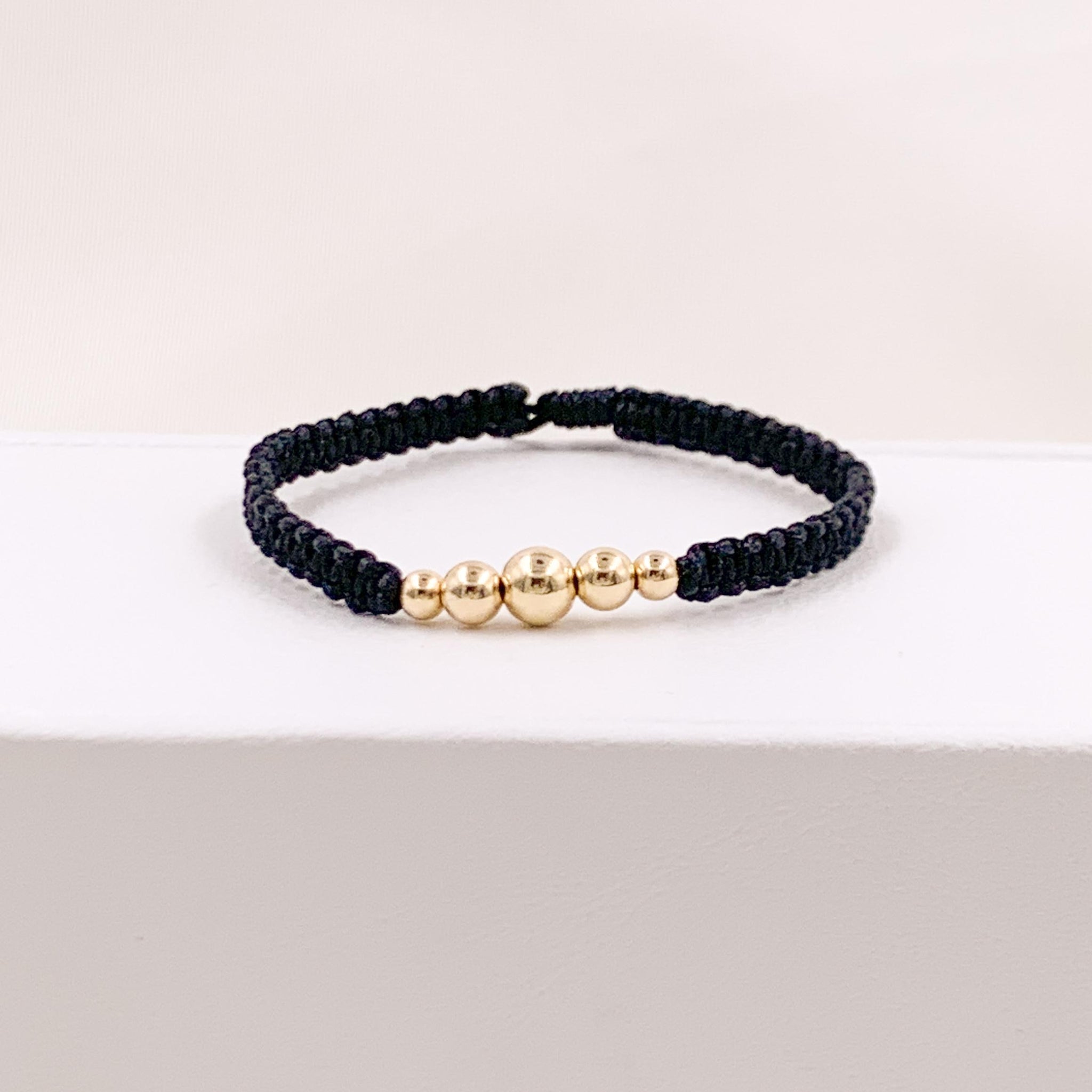 Pulsera Tejida en Macramé –  PUL10