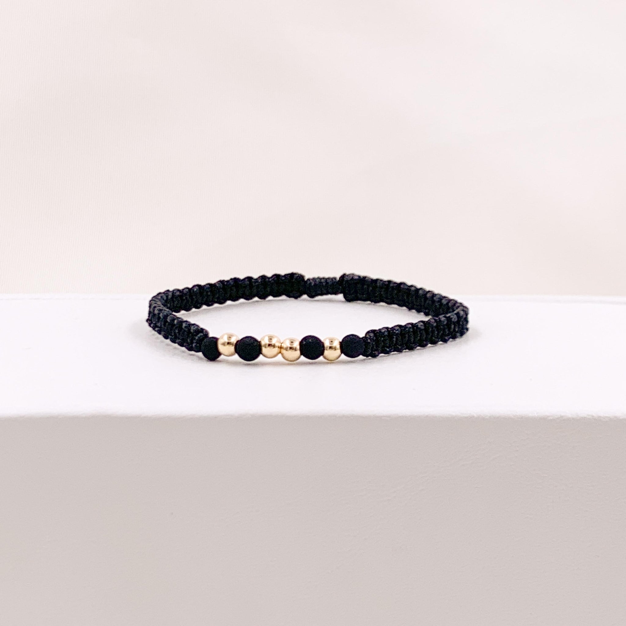 Pulsera Tejida en Macramé – PUL18