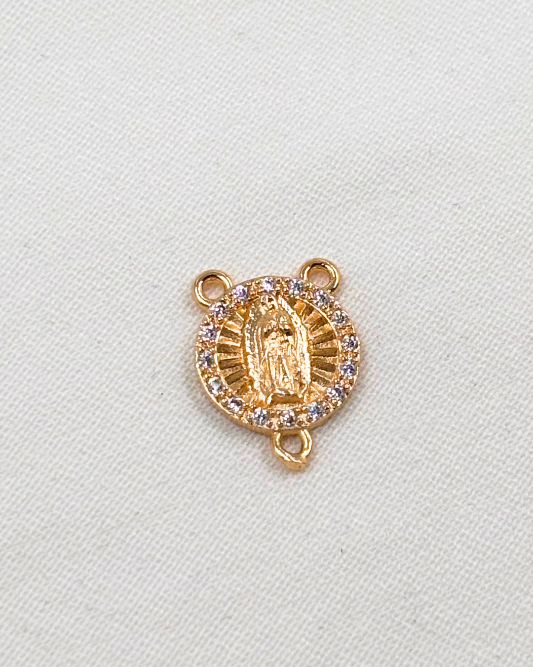 Dije Medalla Guadalupe Redonda Circonias - Oro Laminado