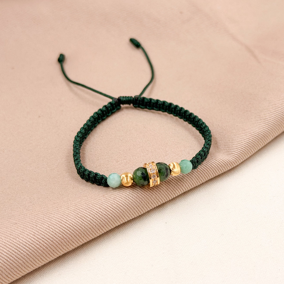 Pulsera de Esmeralda y Rubí Zoisita con Circones