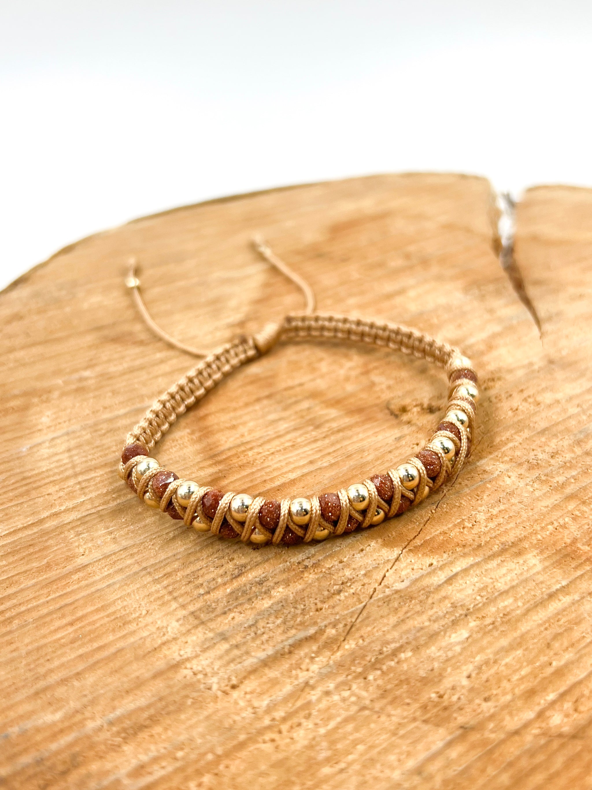 PUL195 Pulsera con oro laminado 18k y lluvia de oro