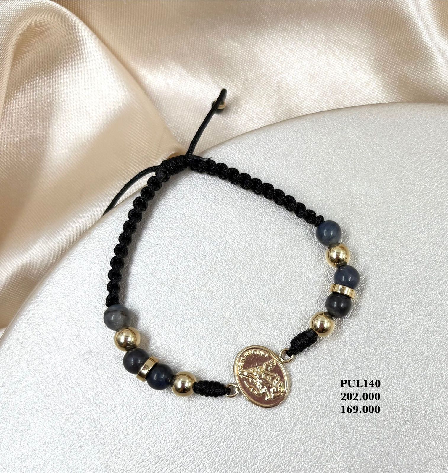 PUL140 San Miguel arcángel en oro laminado 18k.